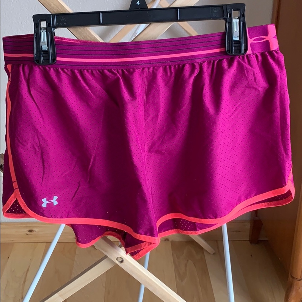 Running shorts